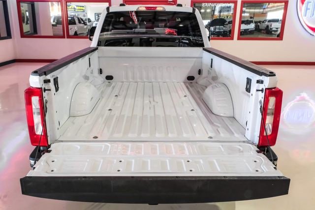 Used 2023 Ford F350 XL w/ FX4 Off-Road Package image 7