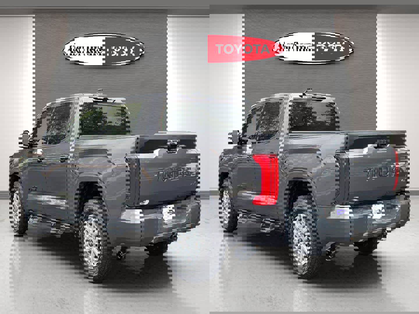 Used 2023 Toyota Tundra SR5 image 8