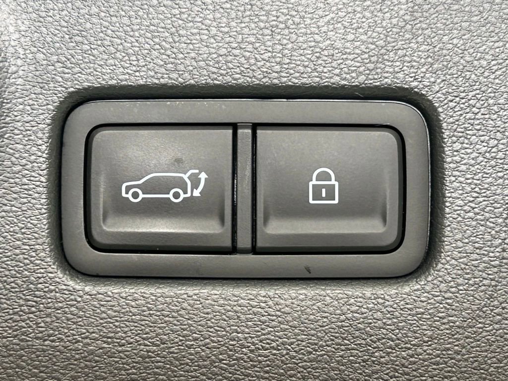 Used 2025 Hyundai Santa Fe Calligraphy image 17