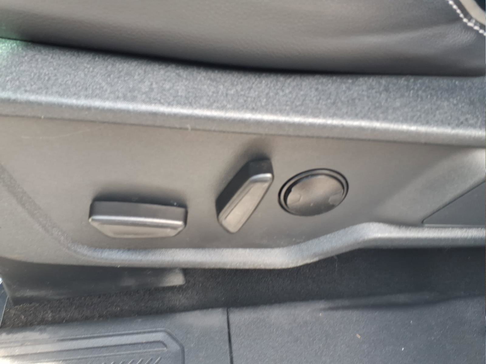 Used 2025 Ford Bronco Outer Banks image 16