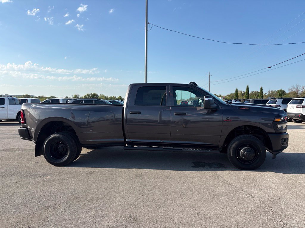 New 2027 RAM 3500 Tradesman AWD/4WD image 37