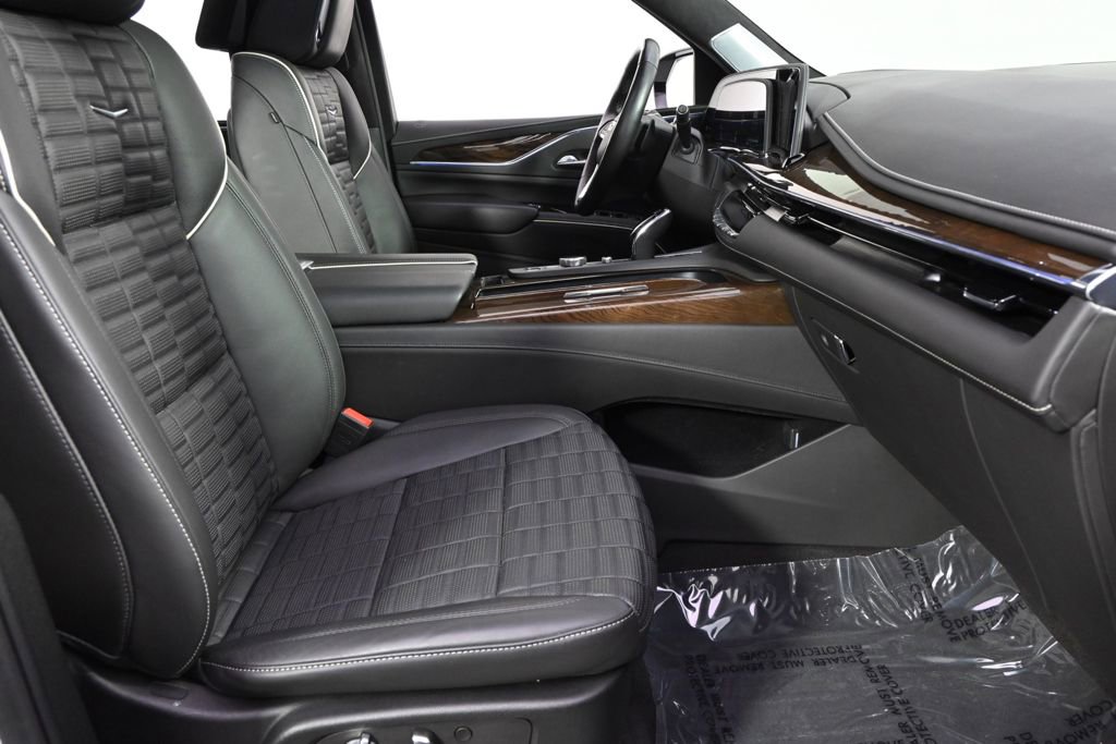 Certified 2024 Cadillac Escalade ESV Sport Platinum w/ LPO, ONYX Package image 16