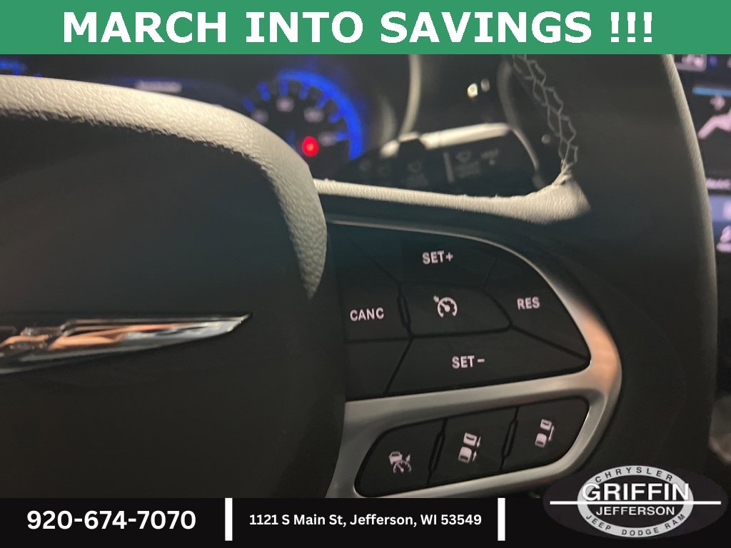 New 2026 Chrysler Pacifica Select image 19