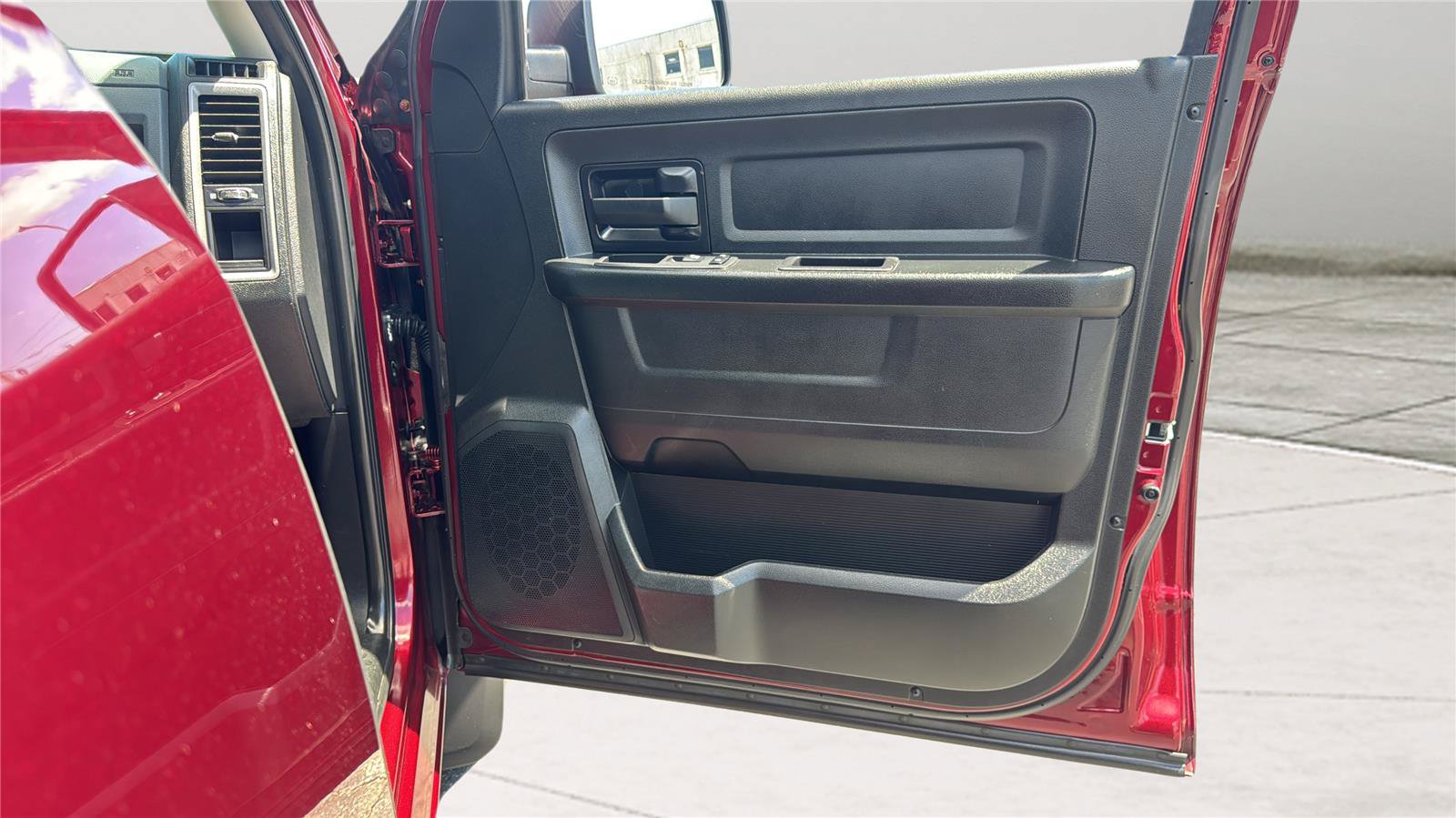Certified 2017 RAM 1500 Express AWD/4WD image 20