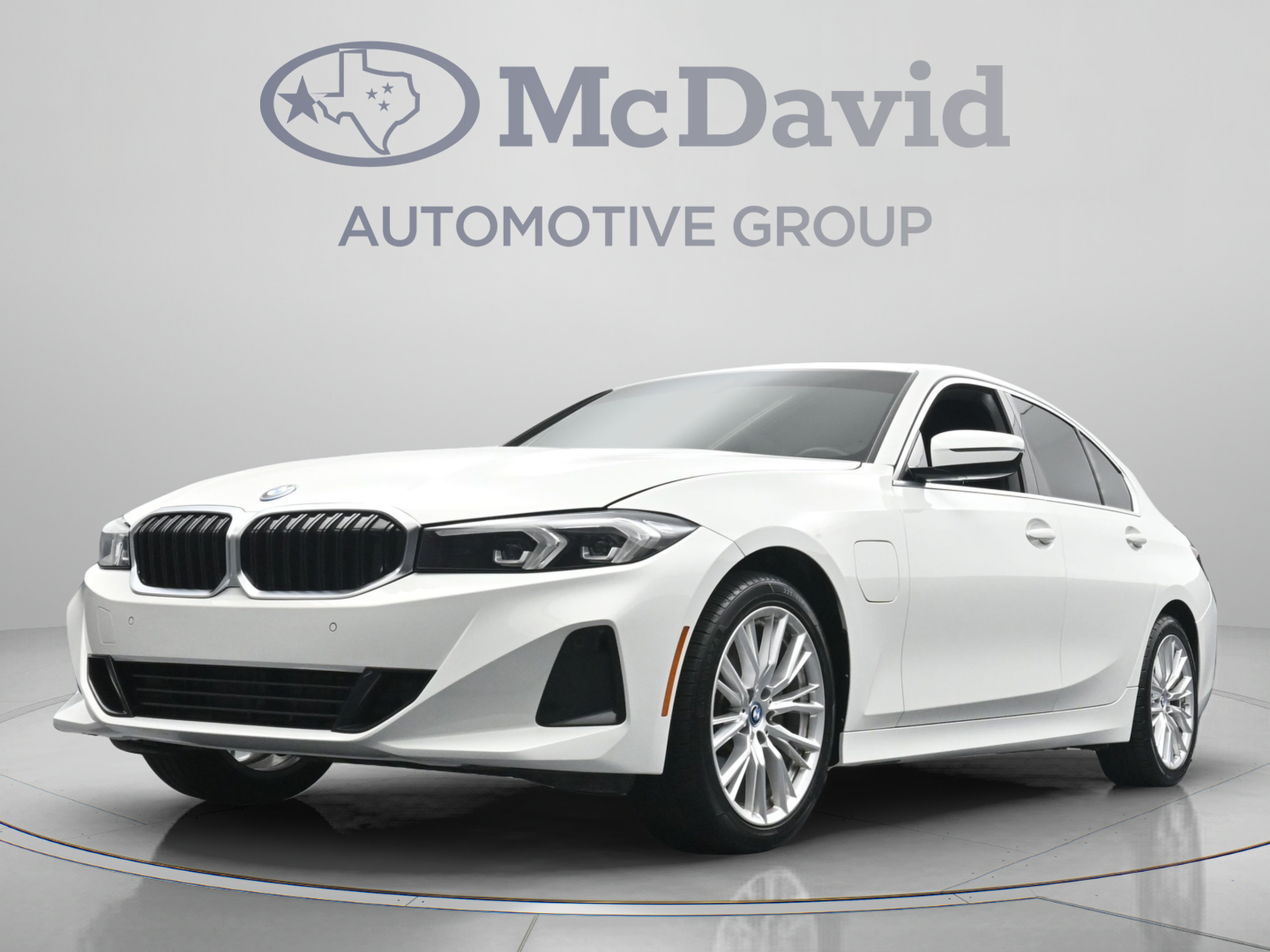 Used 2024 BMW 330e xDrive AWD/4WD image 27