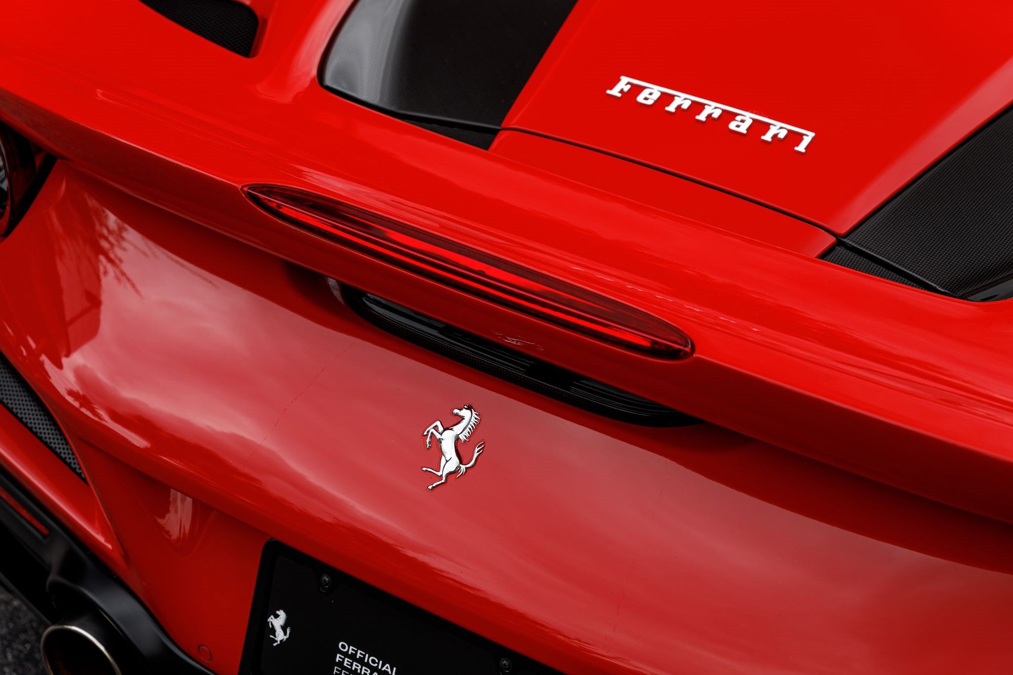 Used 2022 Ferrari F8 Tributo RWD image 46