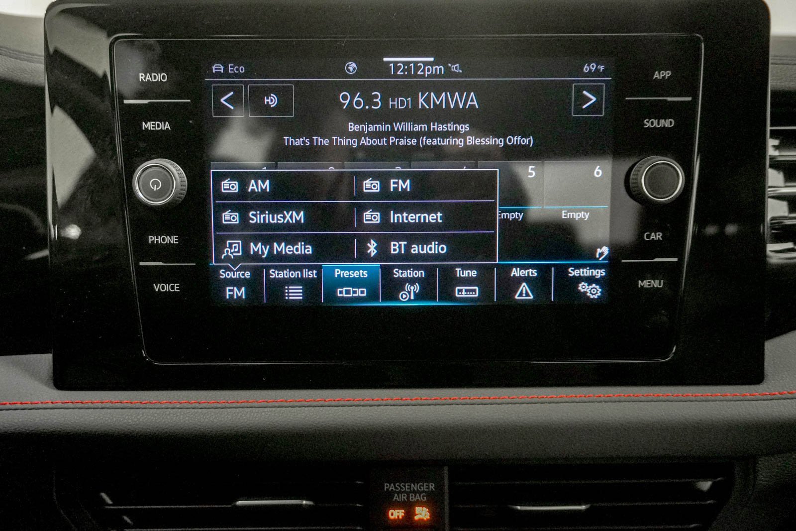 Used 2025 Volkswagen Jetta GLI Autobahn image 24