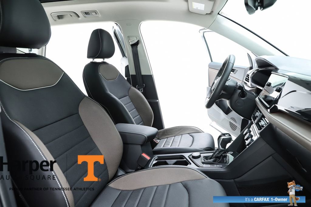 Used 2023 Volkswagen Taos SEL AWD/4WD image 35