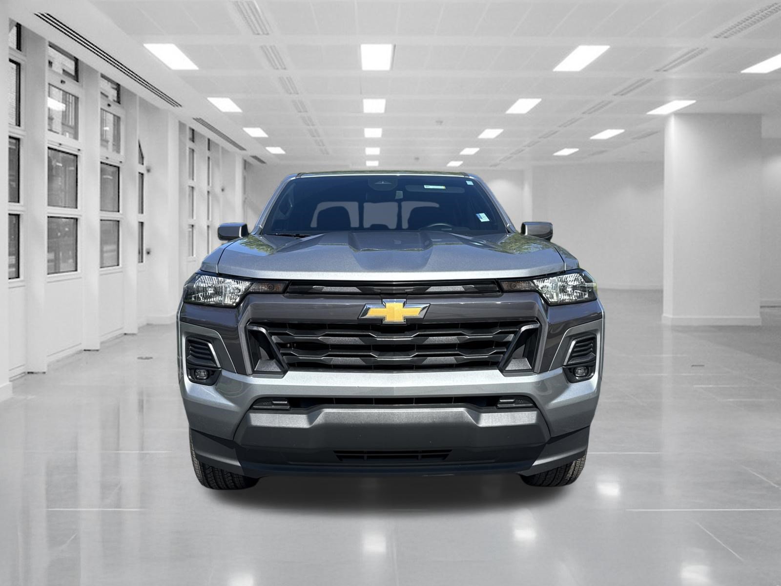 Used 2024 Chevrolet Colorado LT w/ LT Convenience Package RWD image 2
