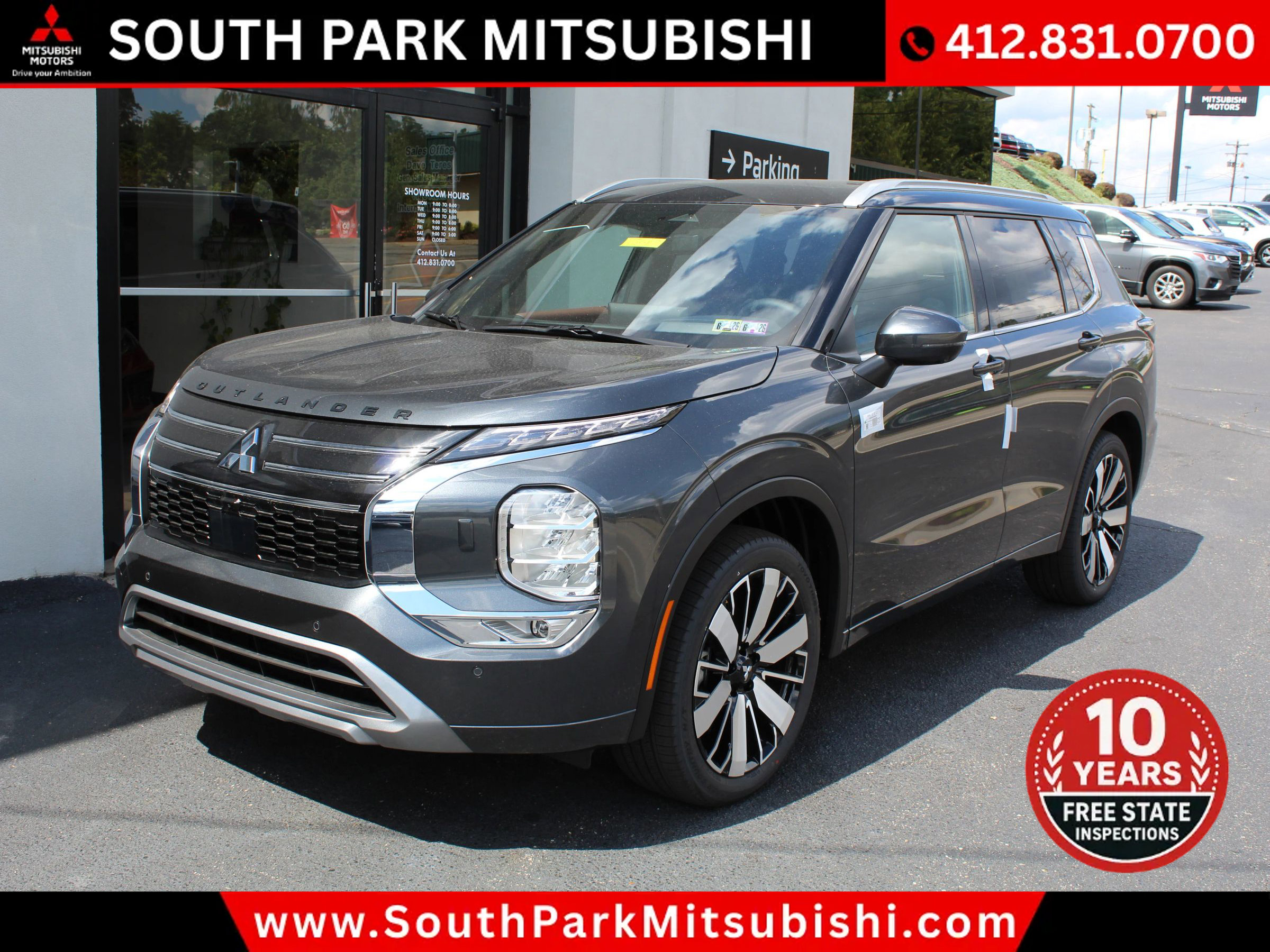 New 2025 Mitsubishi Outlander SEL image 3