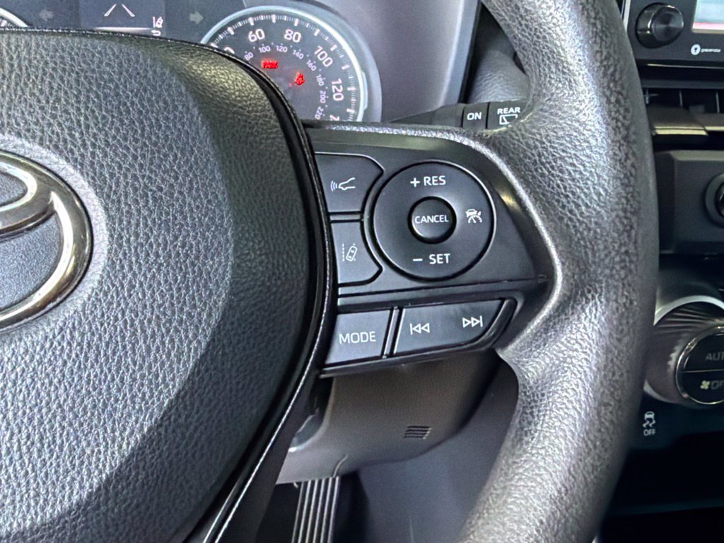 Certified 2020 Toyota RAV4 XLE AWD/4WD image 25