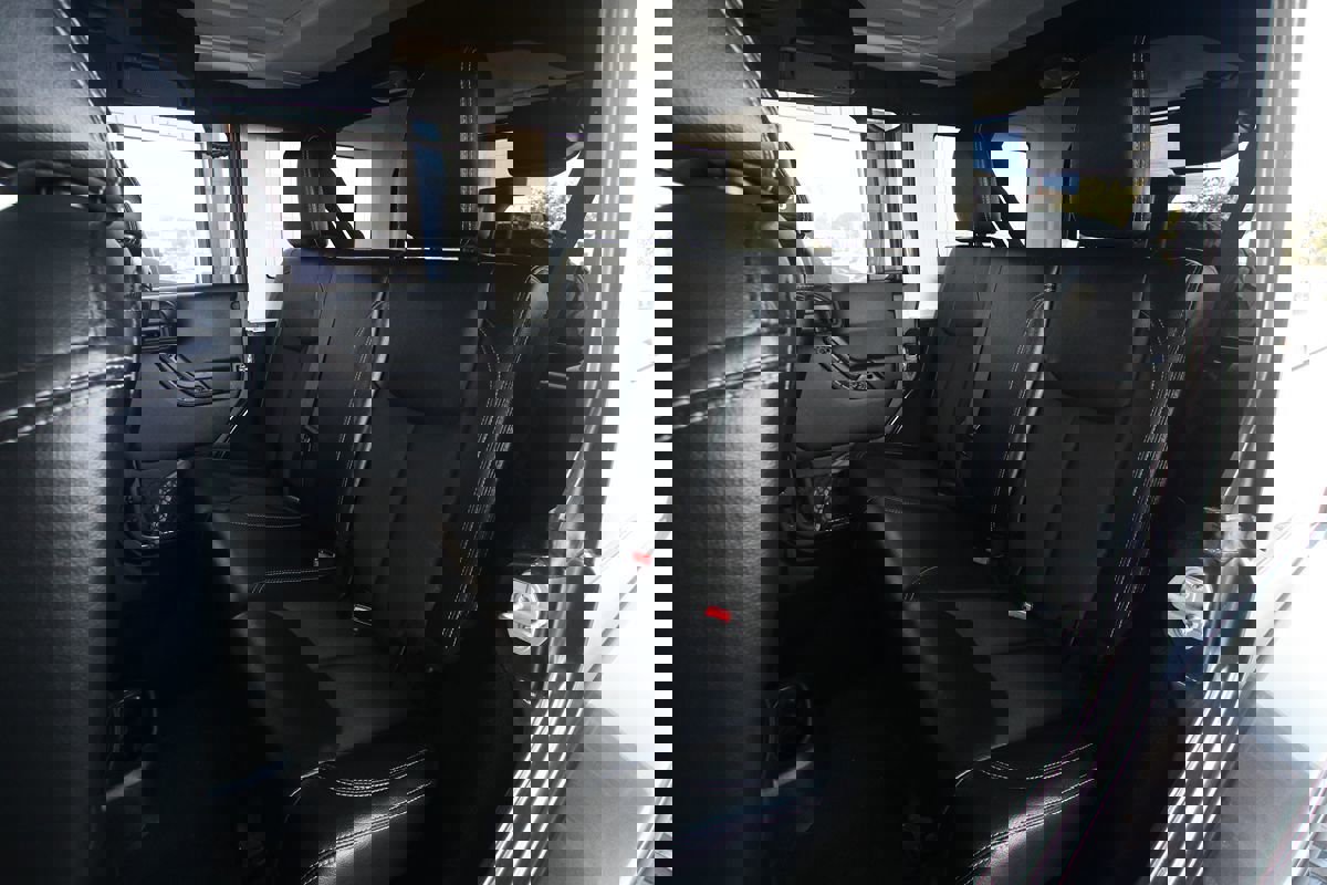 Used 2018 Jeep Wrangler Unlimited Sport image 11