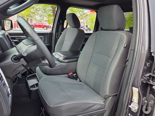 Used 2024 RAM 1500 Classic Warlock AWD/4WD image 9