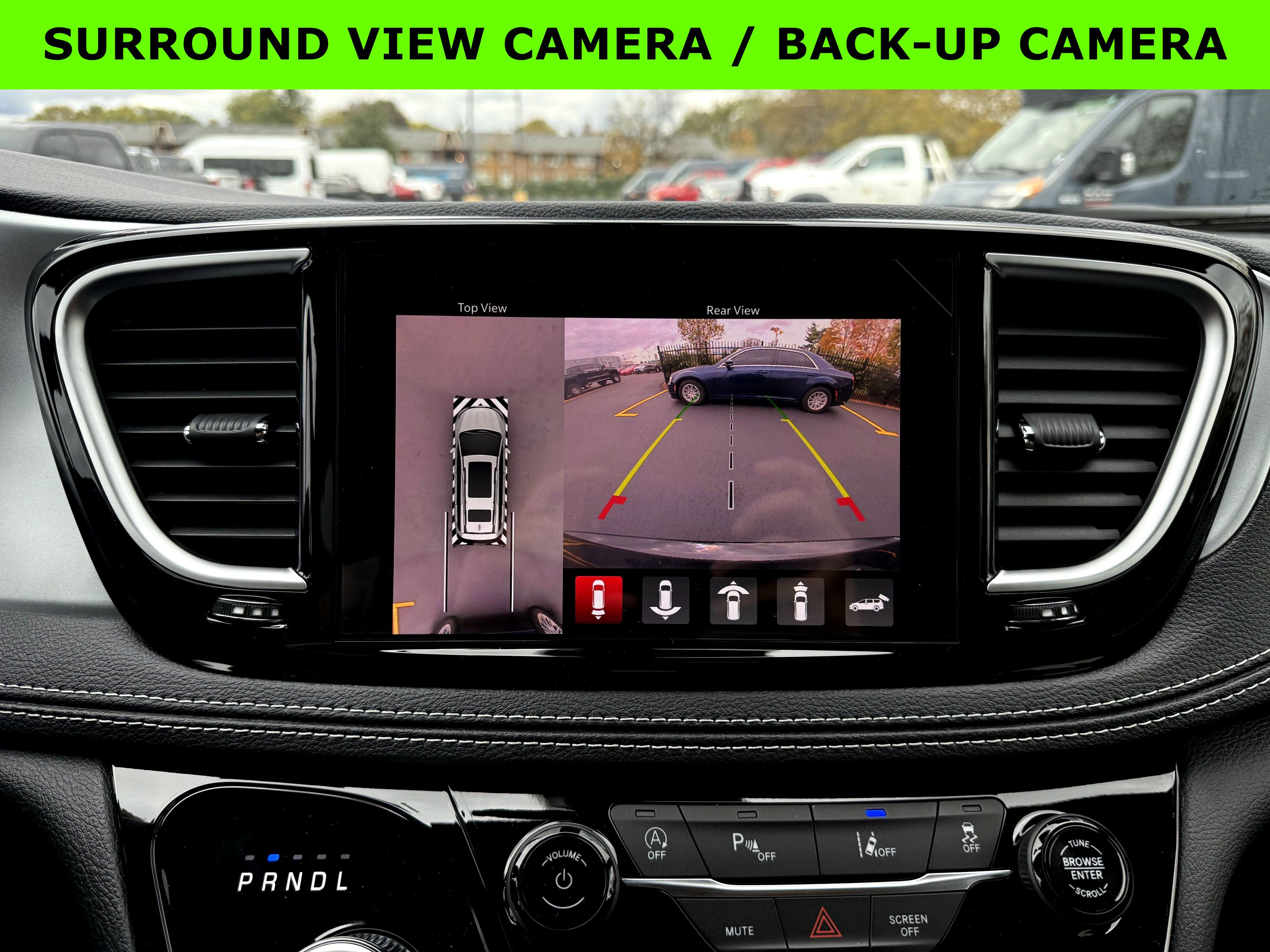 New 2026 Chrysler Pacifica Limited image 24