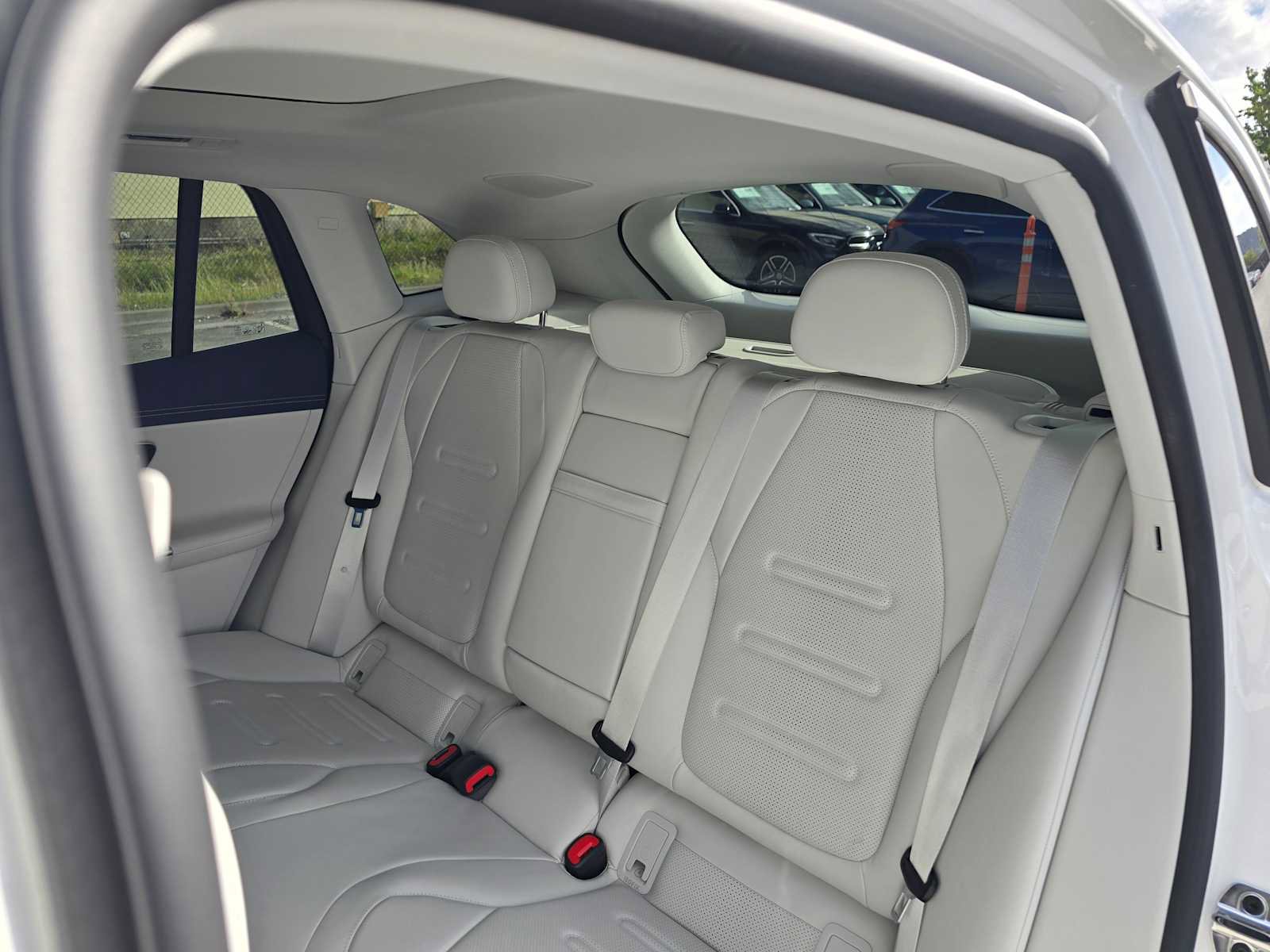 Used 2024 Mercedes-Benz EQE AMG 4MATIC SUV image 19