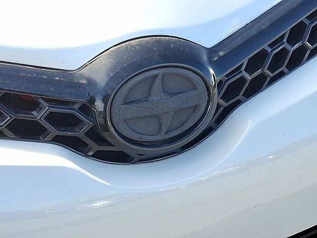 Used 2016 Scion iM image 9