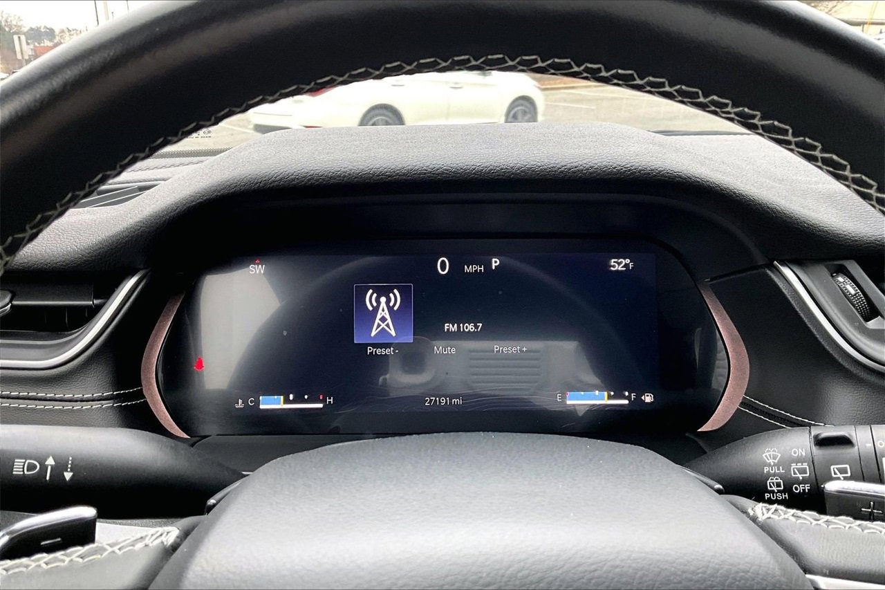 Used 2021 Jeep Grand Cherokee L Laredo image 10