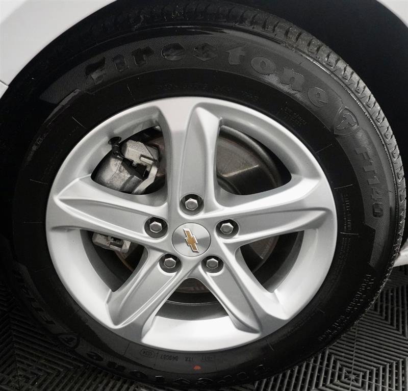 Used 2024 Chevrolet Malibu LS w/ Driver Confidence Package image 3