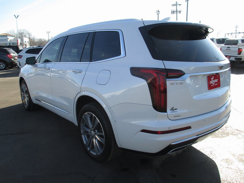 Used 2024 Cadillac XT6 Premium Luxury w/ Technology Package image 8