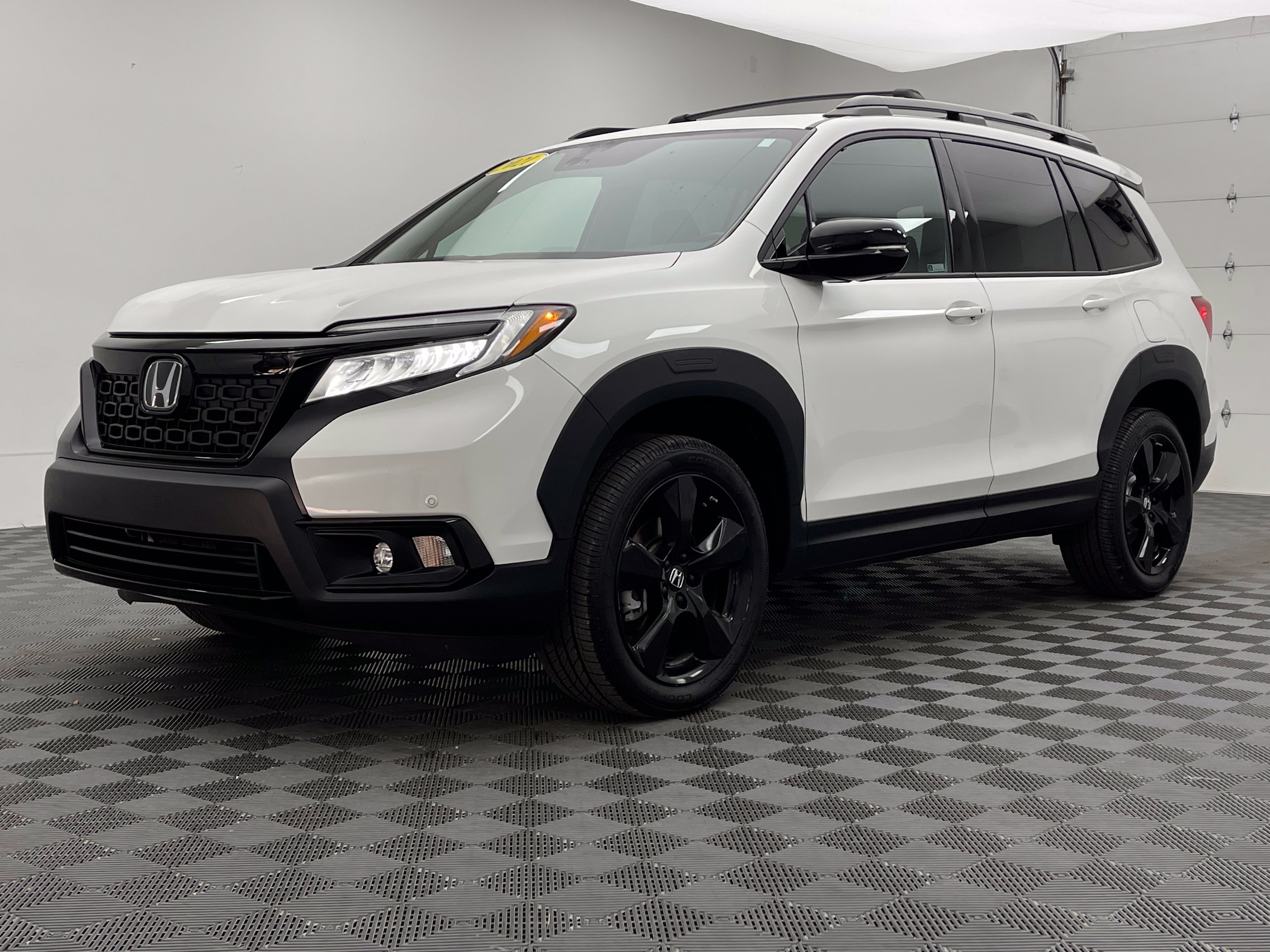 Used 2021 Honda Passport Elite image 2