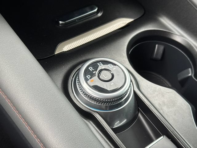 Used 2025 Ford Explorer Active RWD image 17