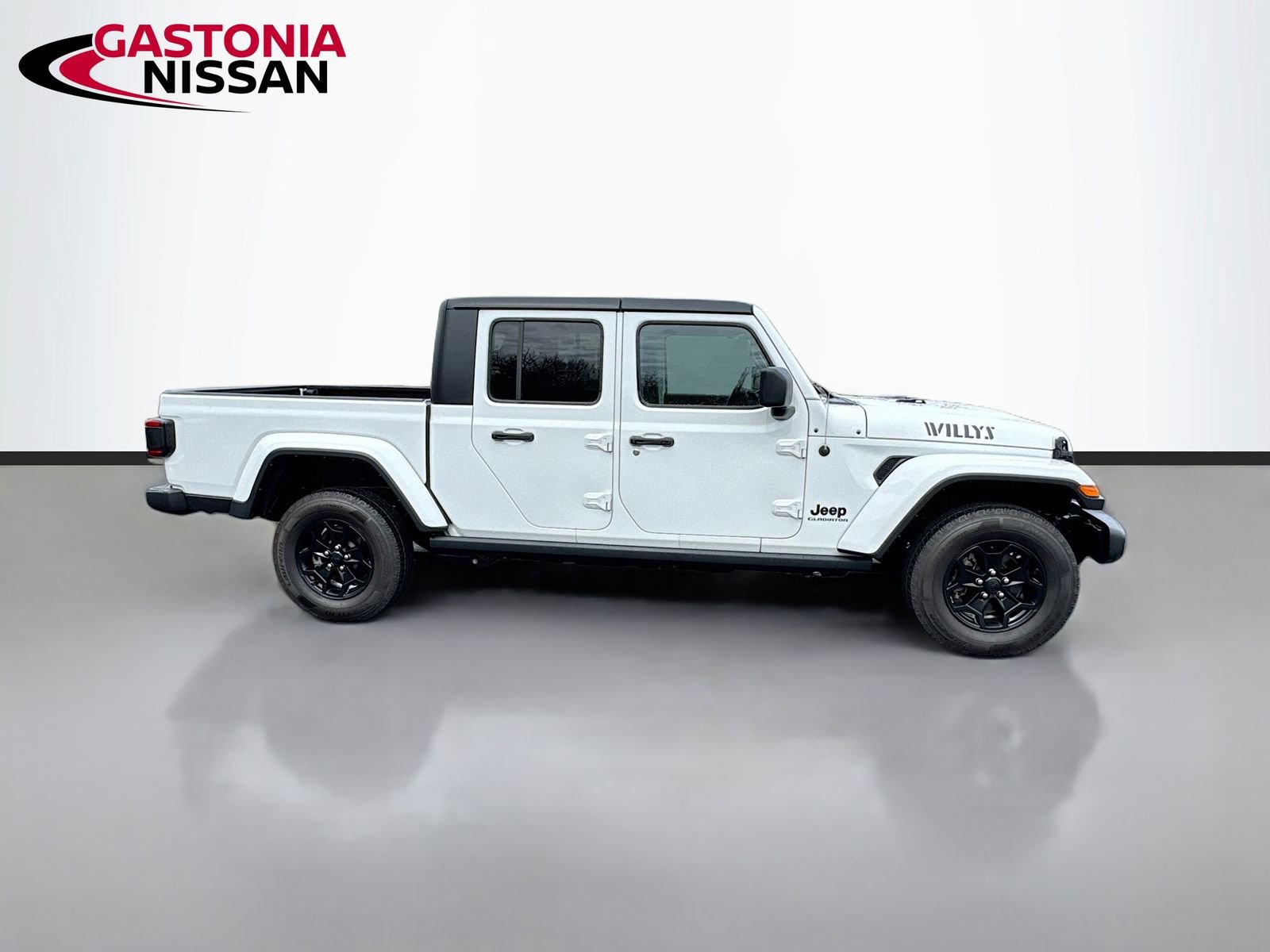 Used 2021 Jeep Gladiator Willys image 10