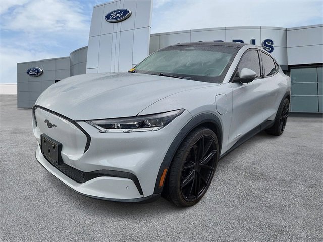 Used 2021 Ford Mustang Mach-E Select w/ Comfort/Appearance Package image 3