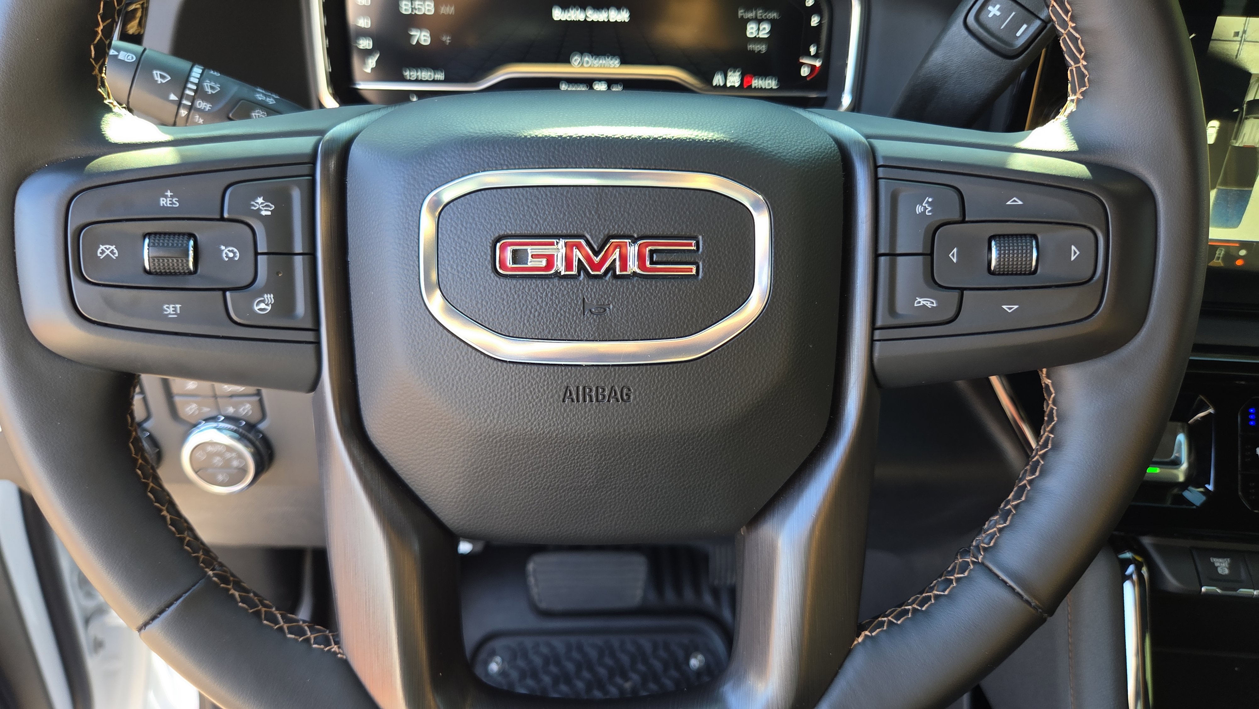 Used 2025 GMC Sierra 2500 AT4 w/ AT4 Premium Plus Package AWD/4WD image 23