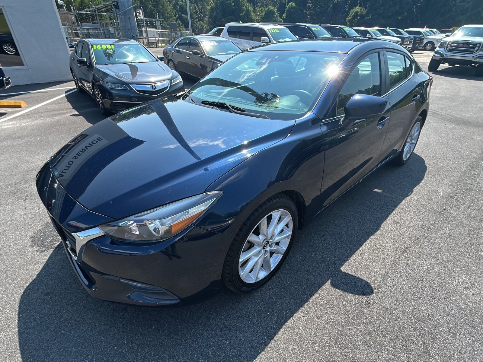 Used 2017 MAZDA MAZDA3 Touring FWD image 1