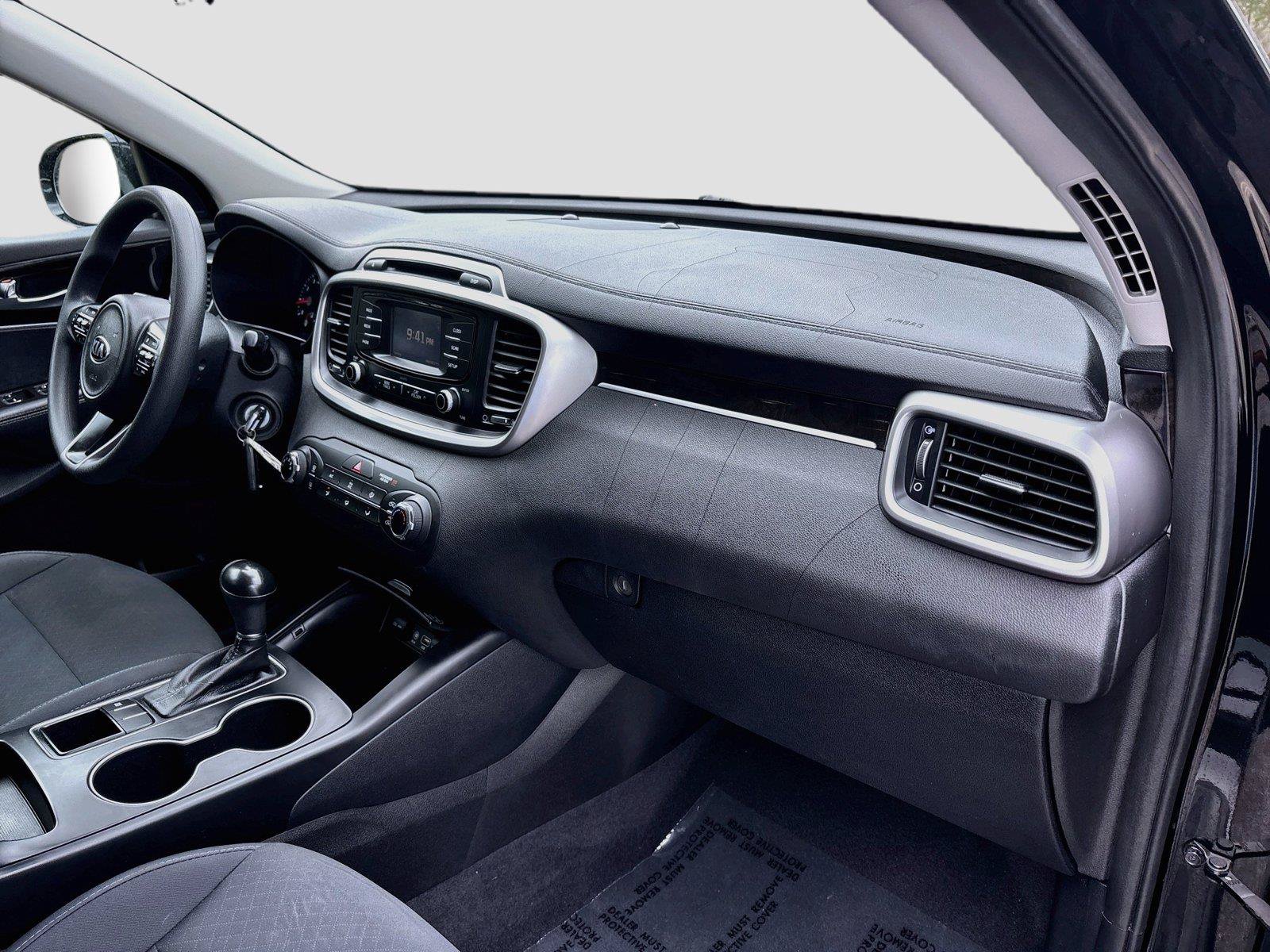 Used 2016 Kia Sorento FWD image 23