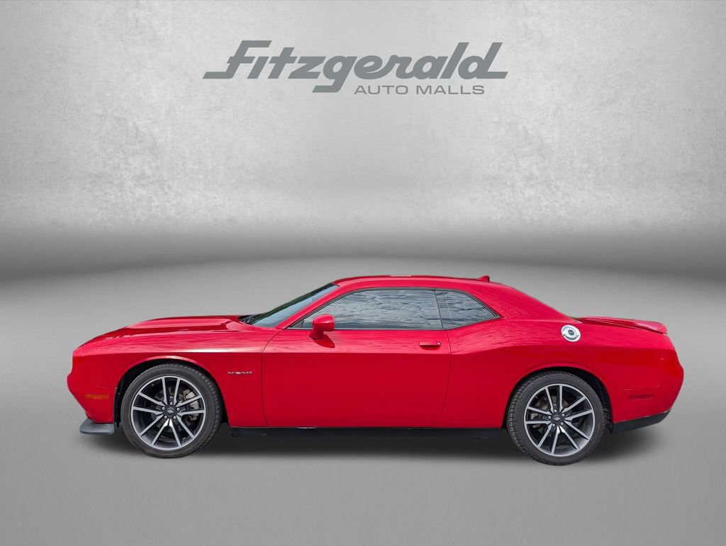 Used 2022 Dodge Challenger R/T w/ Plus Package RWD image 3