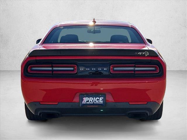 Used 2015 Dodge Challenger SRT Hellcat RWD image 6