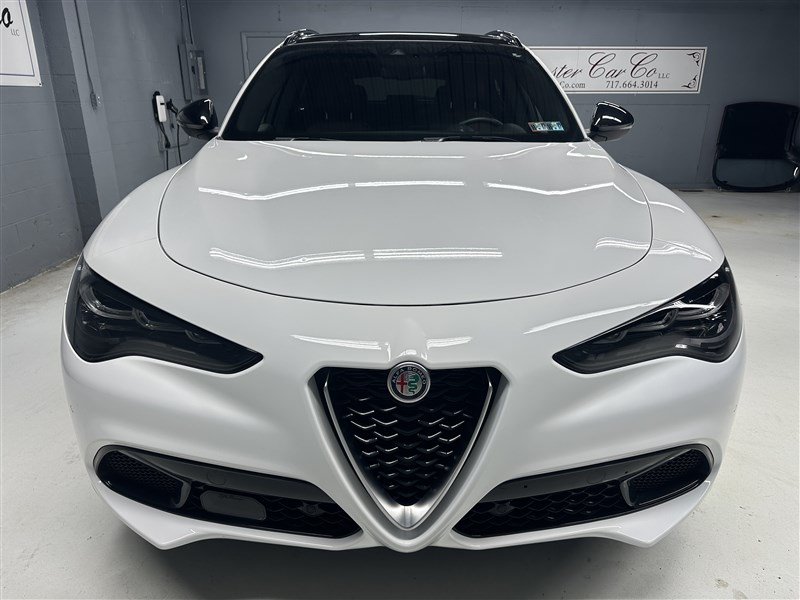 Used 2024 Alfa Romeo Stelvio Ti AWD/4WD image 10