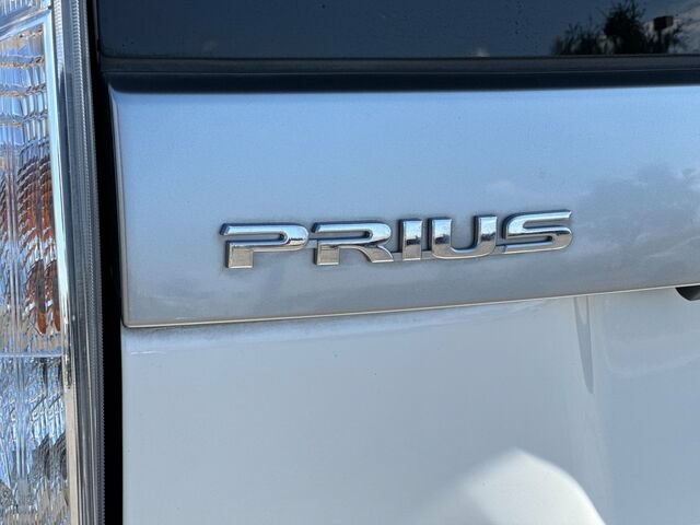 Used 2015 Toyota Prius Prime Plug-In Hybrid FWD image 35