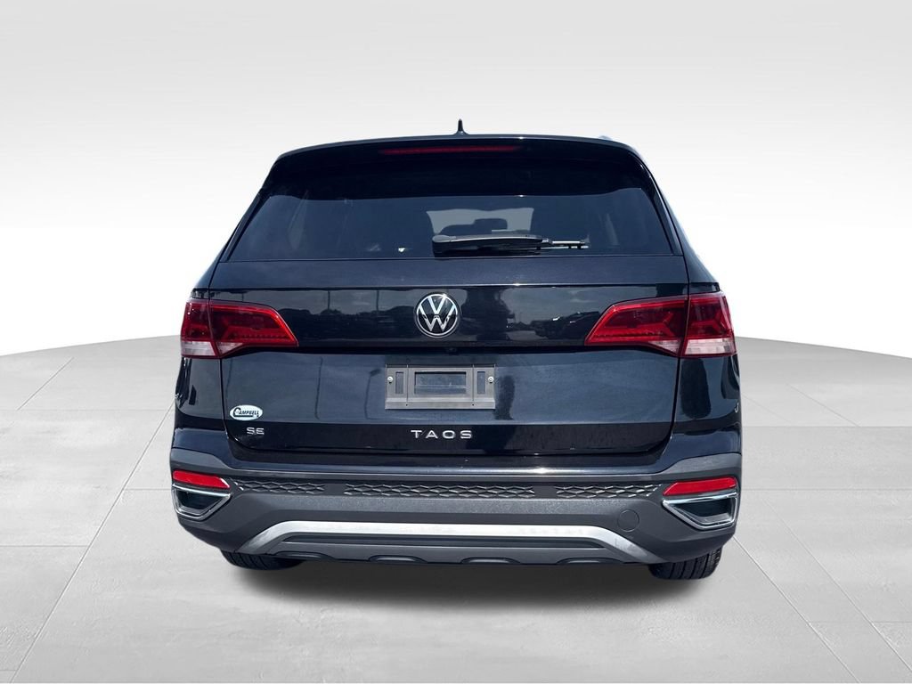 Used 2022 Volkswagen Taos SE FWD image 7