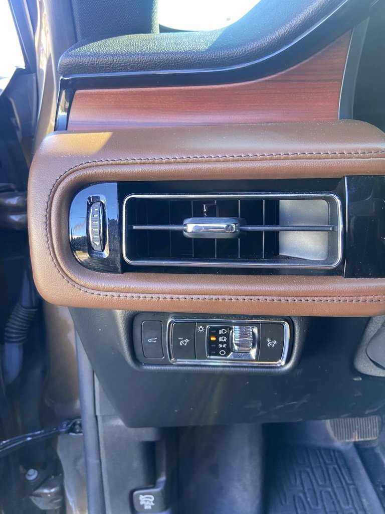 Used 2022 Lincoln Aviator Reserve w/ Elements Package Plus image 21