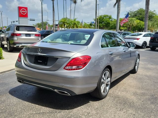Used 2016 Mercedes-Benz C 300 Sedan image 4