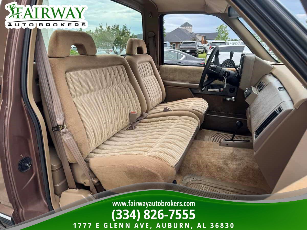 Used 1994 Chevrolet Silverado 1500 4x4 Regular Cab image 11