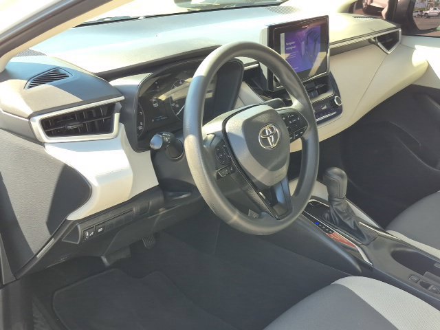 Used 2023 Toyota Corolla LE FWD image 10