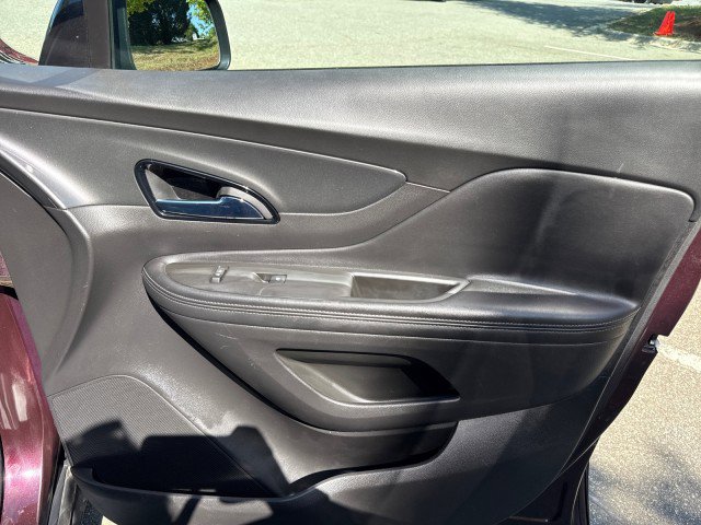 Used 2018 Buick Encore Sport Touring w/ Safety Package FWD image 41