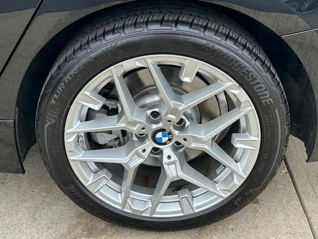 Certified 2025 BMW 330i xDrive 330i xDrive Sedan w/ Premium Package image 33