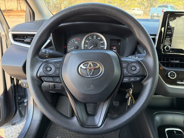 Used 2021 Toyota Corolla LE image 13