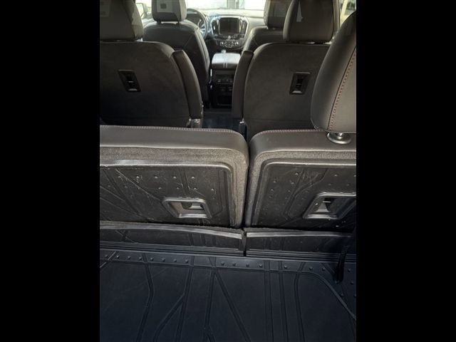 Used 2023 Chevrolet Traverse RS w/ LPO, Floor Liner Package image 18