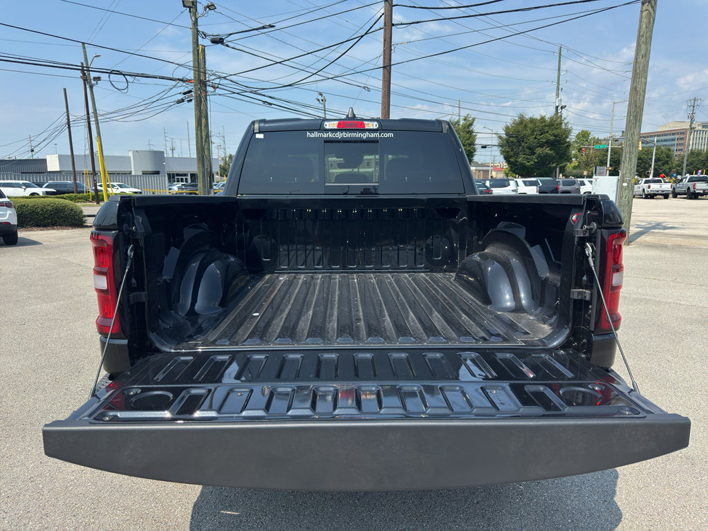 New 2026 RAM 1500 Express AWD/4WD image 10