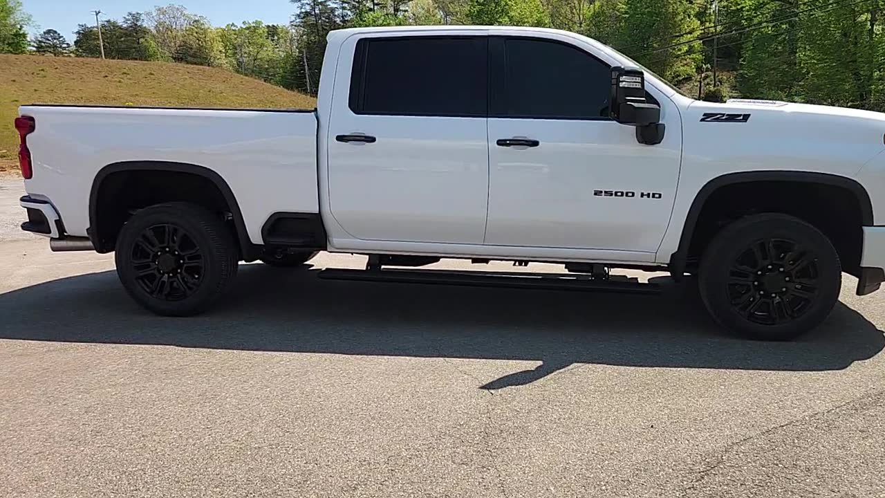 Used 2021 Chevrolet Silverado 2500 LTZ w/ LTZ Plus Package AWD/4WD image 9