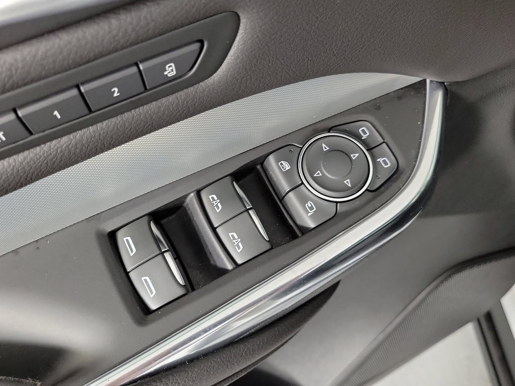 Used 2023 Cadillac XT4 Premium Luxury FWD image 19