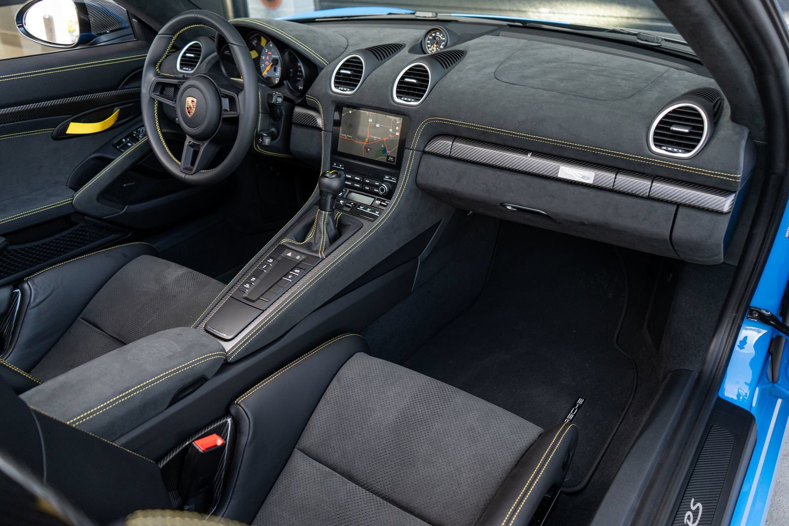 Used 2025 Porsche 718 Boxster Spyder RS RWD image 2