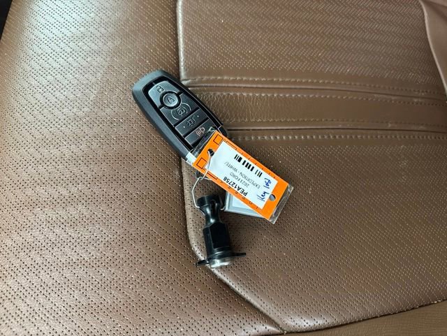Used 2023 Ford Expedition King Ranch AWD/4WD image 30