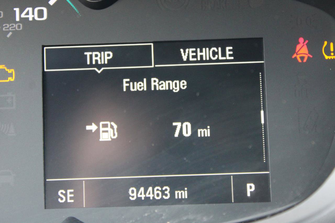 Used 2021 Chevrolet Trax LT w/ LT Convenience Package image 22