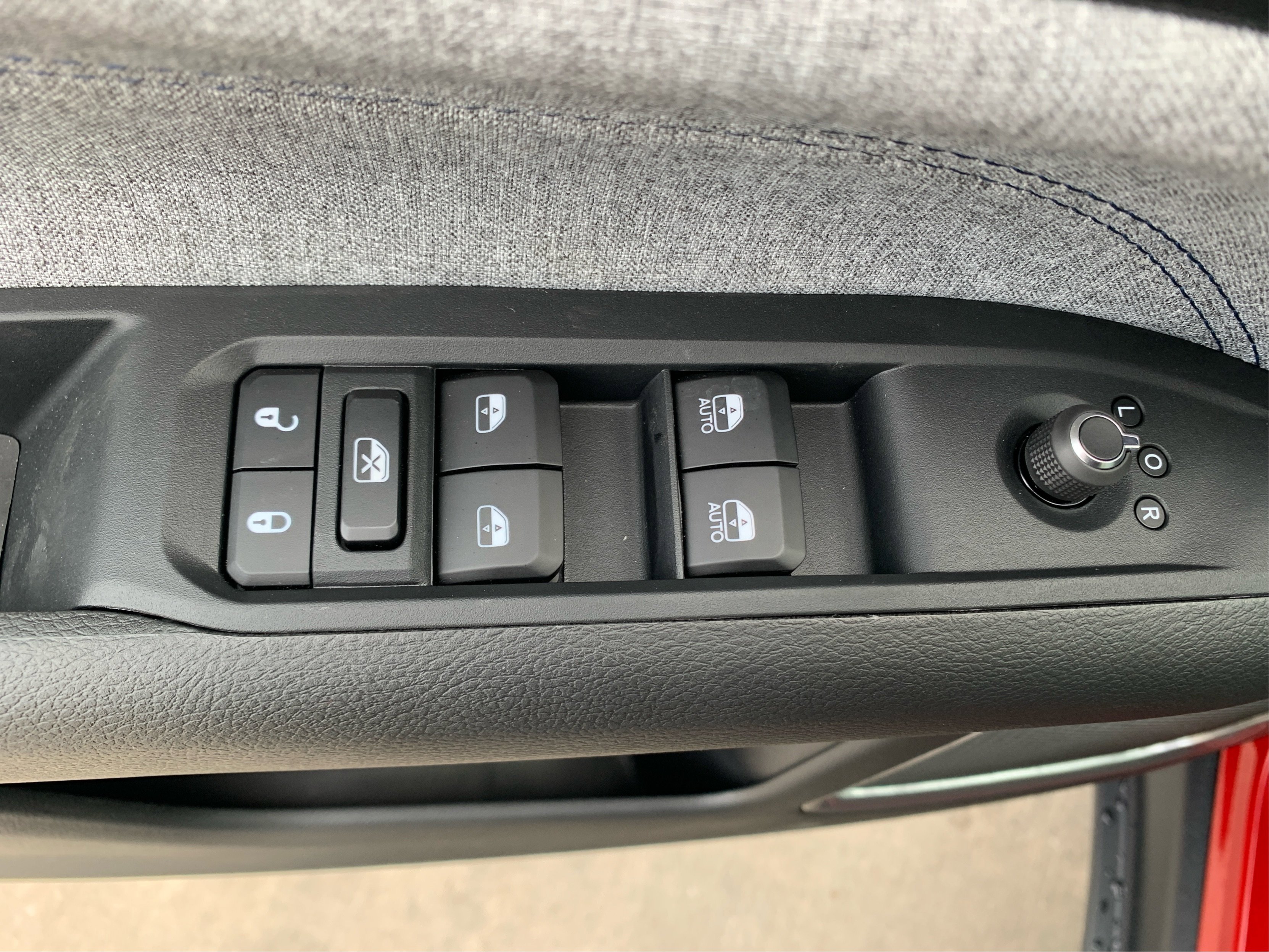 New 2026 Jeep Compass Latitude image 28